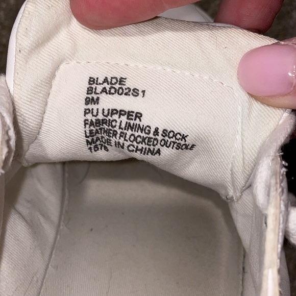 Steve Madden White Blade Platform Sneaker - Picture 6 of 7